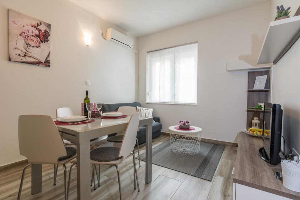 Melita Center Apartment Zadar Ngoại thất bức ảnh